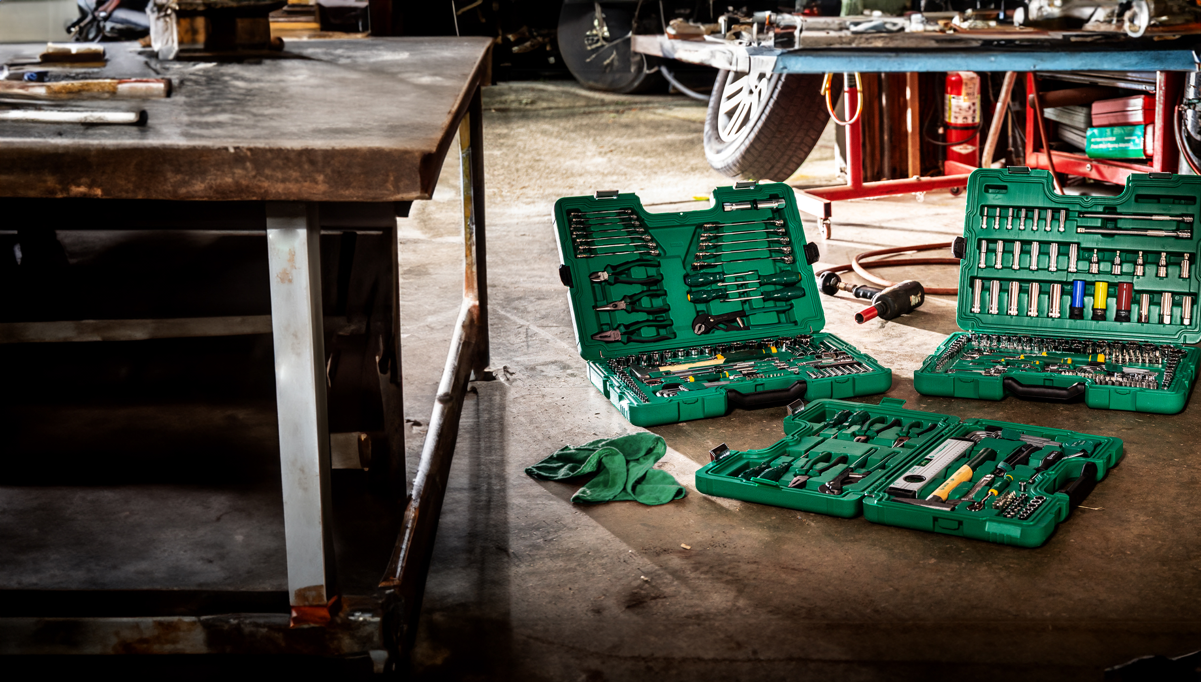 Slider_MHT_2430x1380.jpg Mechanical Hand Tool Sets SATA Slider