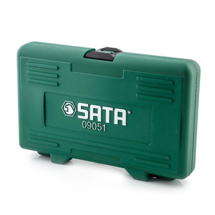 Image of 18 Pc. 1/4" and 1/2" Drive Bit Socket Set - SATA