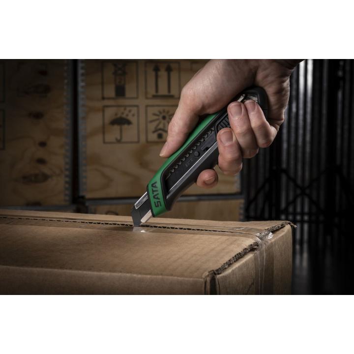 Rubber Grip Snap-Off Knife, 13-Point, 9x80mm - SATA